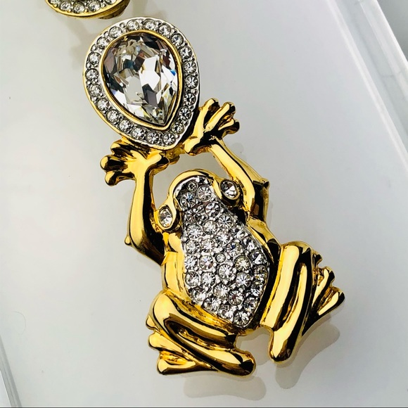 💥🎊🎉HOST PICK 💥🎊🎉 RARE VTG 80s VALENTINO CRYSTAL FROG EARRINGS - Picture 4 of 12